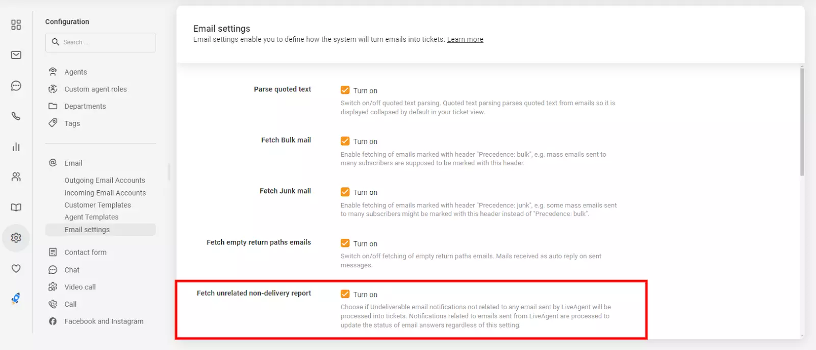 Configuración de correo electrónico en LiveAgent mostrando la opción 'obtener informe de no entrega no relacionado'