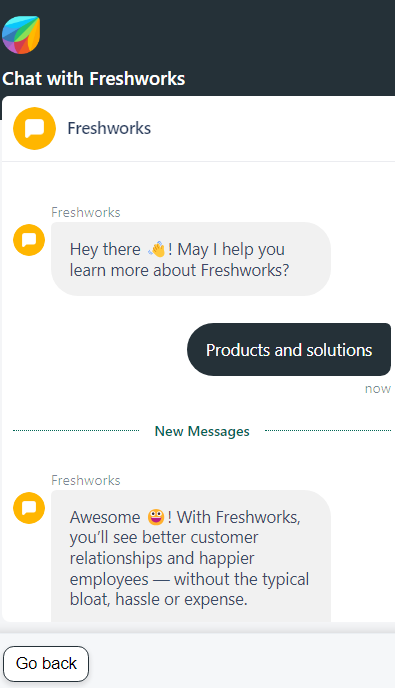 La imagen muestra una conversación entre un cliente y un chatbot en Freshdesk
