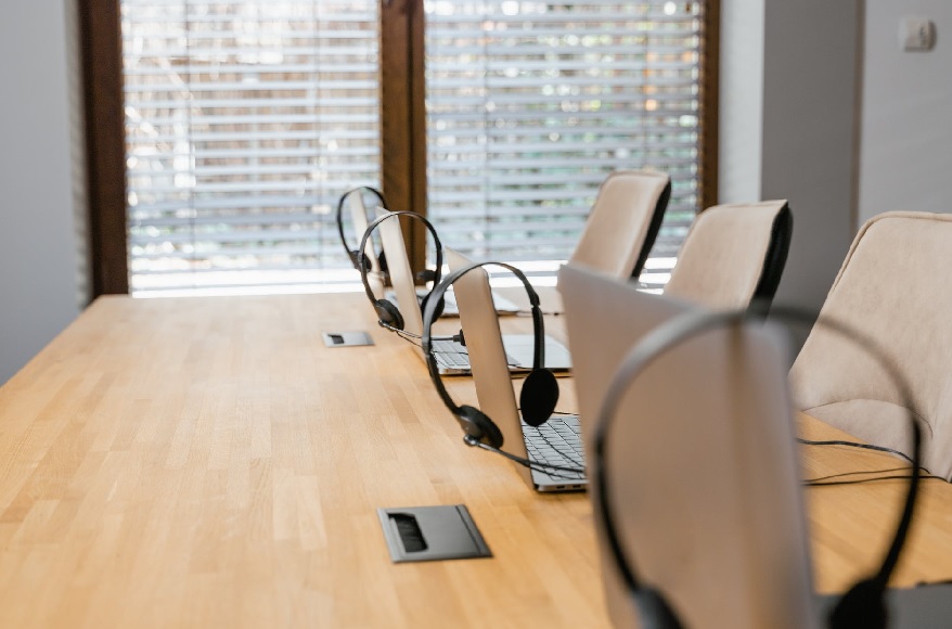 Equipamiento del centro de llamadas