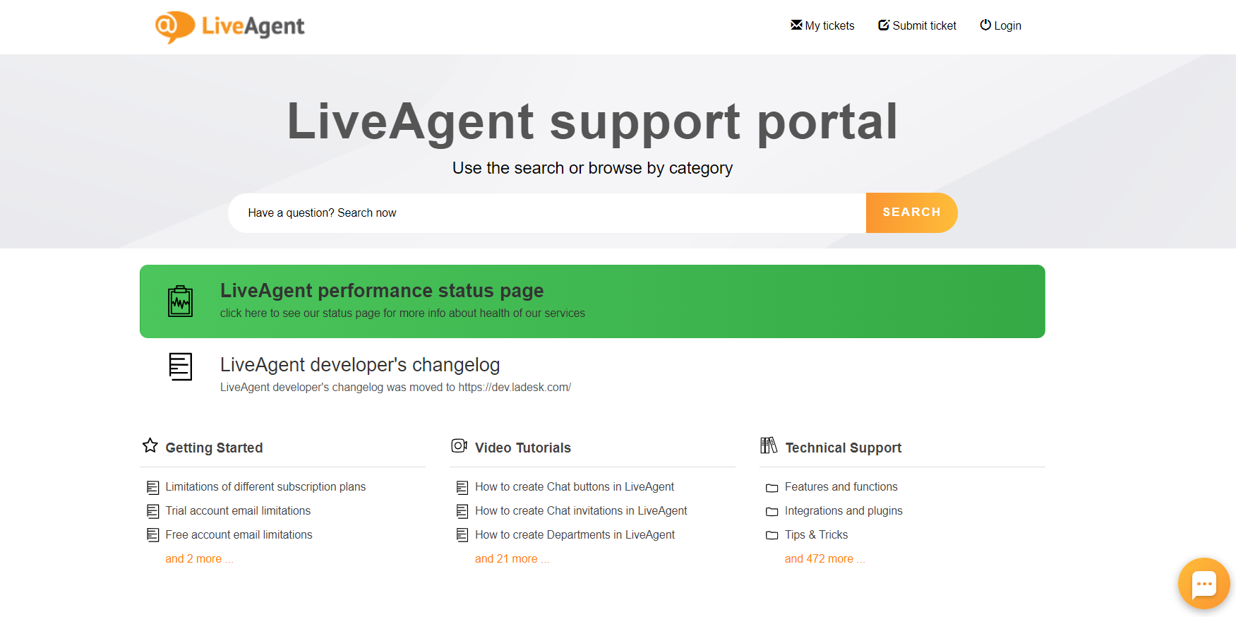 Portal de cliente de LiveAgent con artículos organizados según diferentes categorías