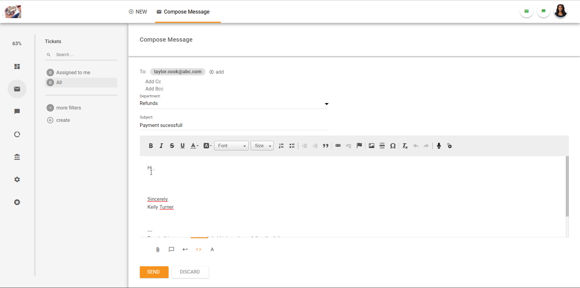 Descripción general de la interfaz de sistema de tickets en LiveAgent.